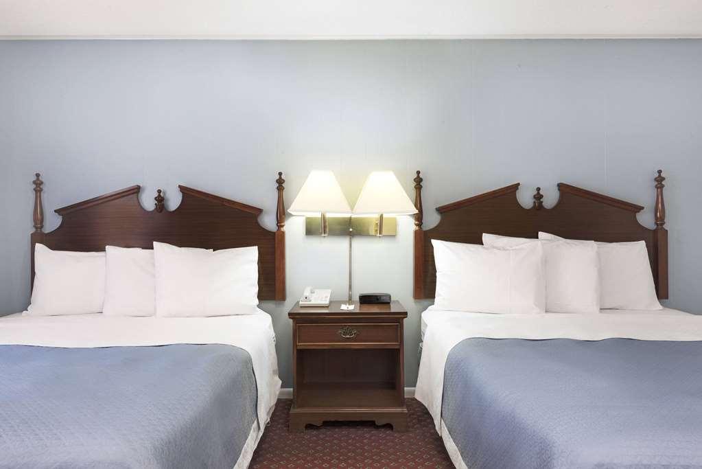 Travelodge By Wyndham Las Vegas Nm Ruang foto